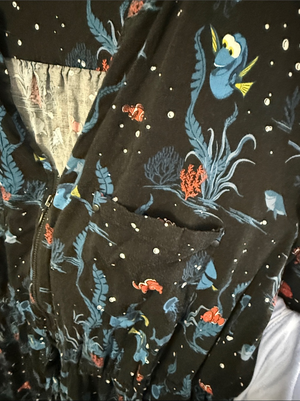 Disney Pixar Finding Nemo Women's Cargo Dress 1X Bounding Disney World - Picture 3 of 8